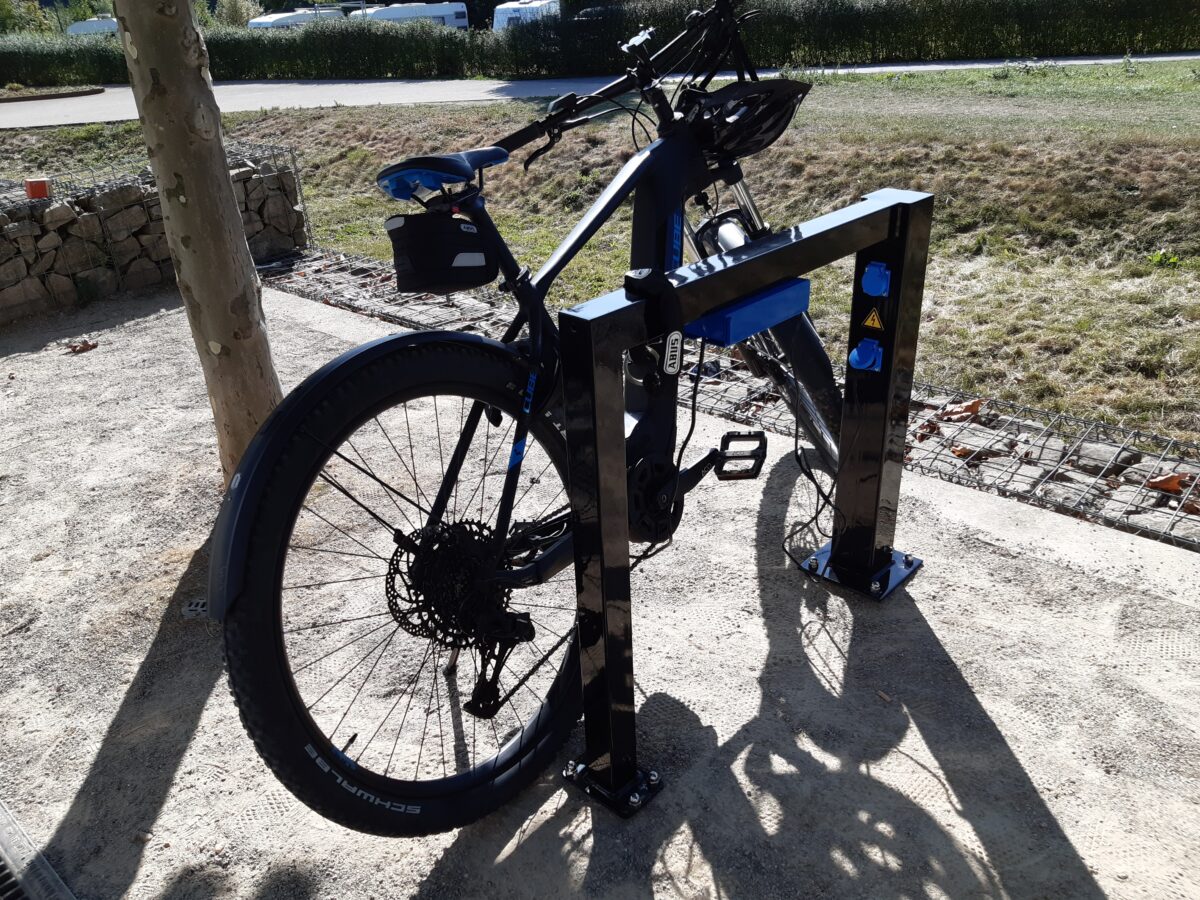 Aanleunbeugel voor E-bikes 1 fietsenrek model Marion